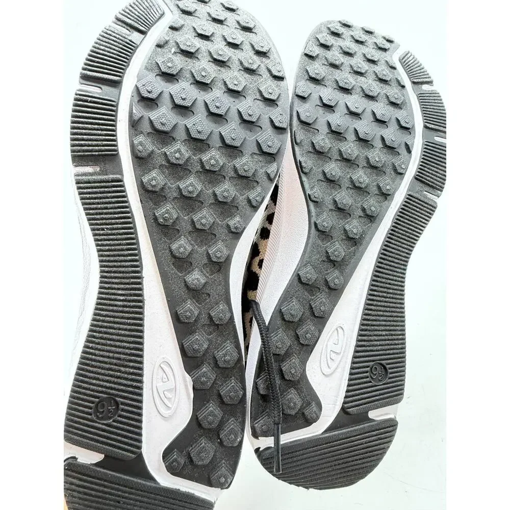Athletic Works Women’s Sneakers Size 9.5 Black White Polka Dot Memory Foam
